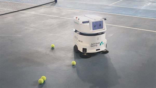 A New Waterless Cleaning Solution for Professional Tennis Courts